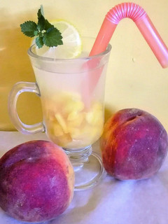 Őszibarackos limonádé🍹 recept fotója