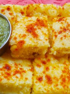 खट्टा ढोकला (Khatta Dhokla recipe in Hindi) रेसिपी मुख्य फोटो