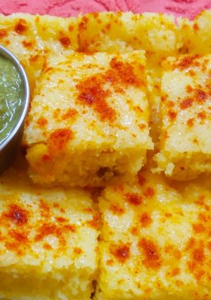 खट्टा ढोकला (Khatta Dhokla recipe in Hindi) रेसिपी मुख्य फोटो