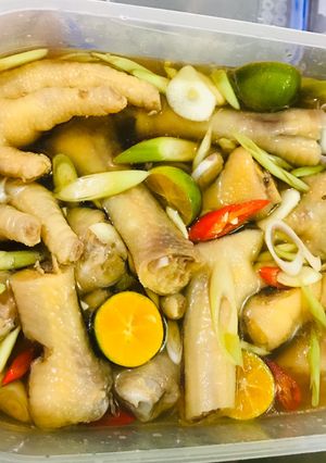 Hình của món Chân gà sả tắc 😝😝😝.