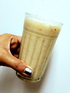 A picture of Apple Dates Milkshake(No sugar).