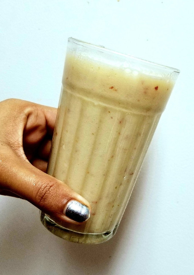 A picture of Apple Dates Milkshake(No sugar).