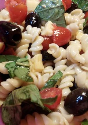 Una foto de Ensalada italiana