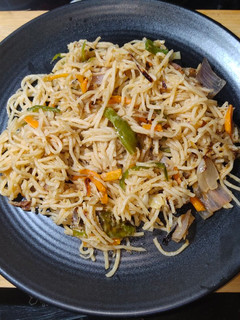 A picture of Veg Hakka Noodles.