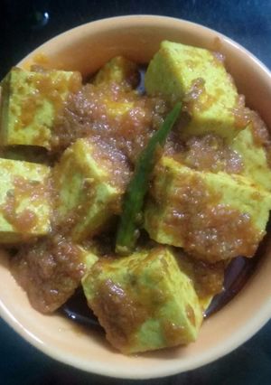 কাশ্মীরি লাল টোফু(kashmiri laal tofu recipe in Bengali) রেসিপির প্রধান ছবি
