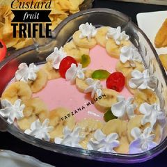 A picture of Banana custard Trifle.