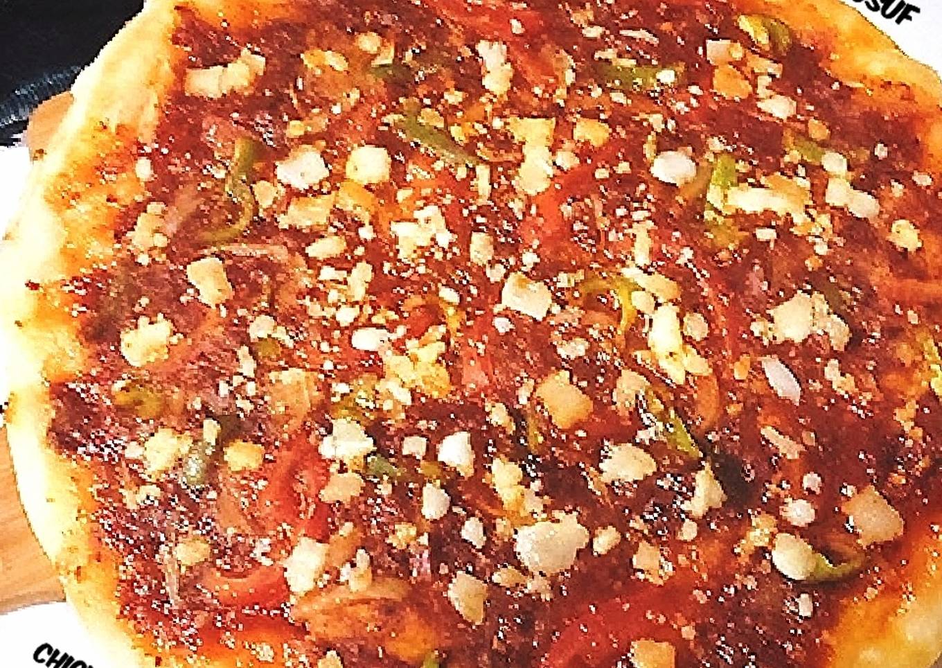 Chicken tikka pizza