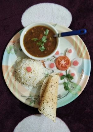 पंजाबी राजमा चावल (Punjabi Rajma Chawal recipe in hindi) रेसिपी मुख्य फोटो
