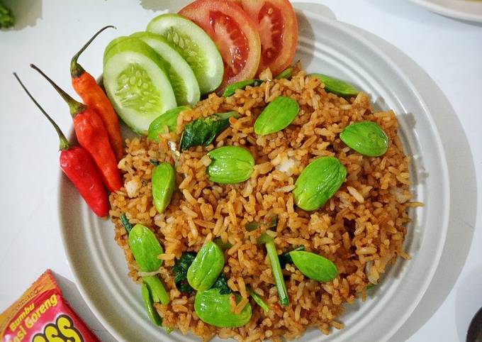 Standar Resep memasak Nasi Goreng teri pete poll pedas dijamin istimewa