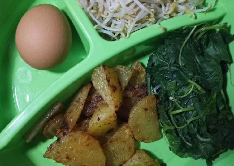 Cara Gampang Menyiapkan Menu diet 2 - bayam tauge kentang telor Anti Gagal
