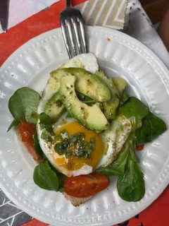Una foto de Desayuno con energía y mezcla de sabores