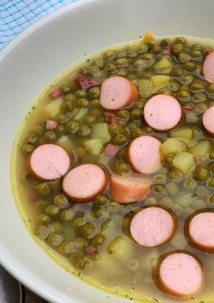 Erbsensuppe Rezepthauptbild