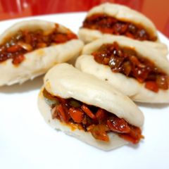 A picture of Steamed Pav Buns.