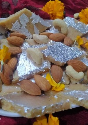 A picture of Instant Kaju badam katli (cashew and almond katli).