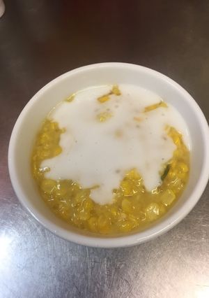 Hình của món Chè bắp.