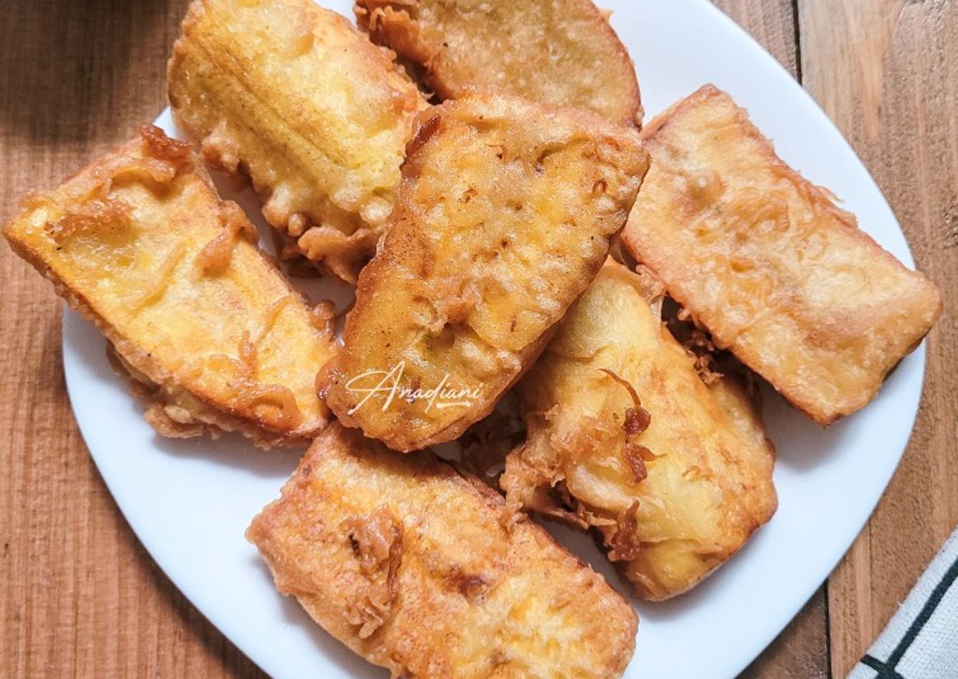 Pisang goreng tanduk kriuk