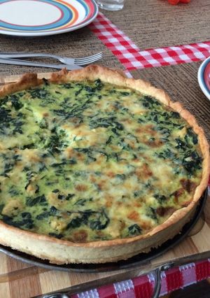 Una foto de Quiche de espinaca y pollo