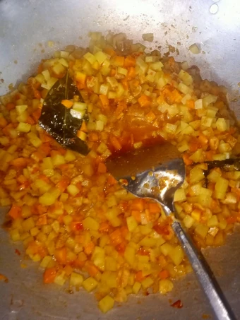 Cara Gampang Membuat Resep Sambel goreng krecek pedas yang Enak Banget Anti Ribet, Lezat