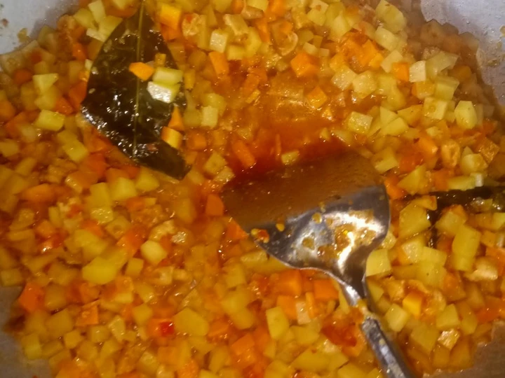 Cara Gampang Membuat Resep Sambel goreng krecek pedas yang Enak Banget Anti Ribet, Lezat