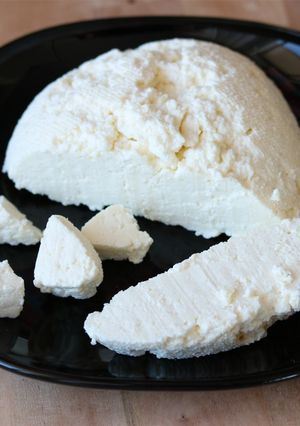 A picture of Homemade Paneer Using Curd.