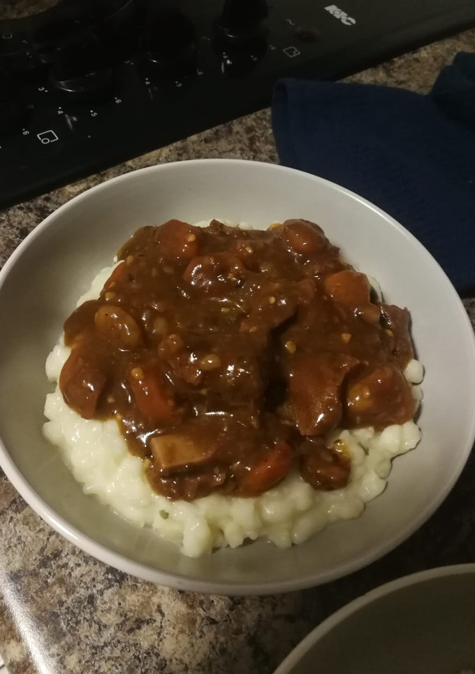 A picture of Samp and beef stew.