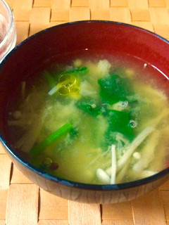 A picture of Miso Soup with Enoki Mushrooms and Komatsuna.