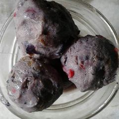 A picture of Berry blast ice cream.