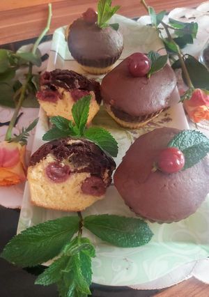Duna hullám muffin 🍒🍫🧁 recept fotója