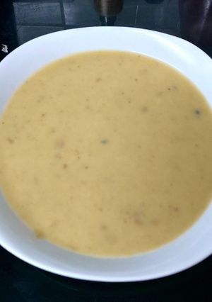 A picture of My Creamy Leek & Potato Soup.