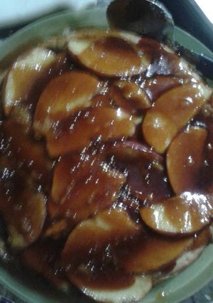 Una foto de Torta de manzana con doble baño de caramelo