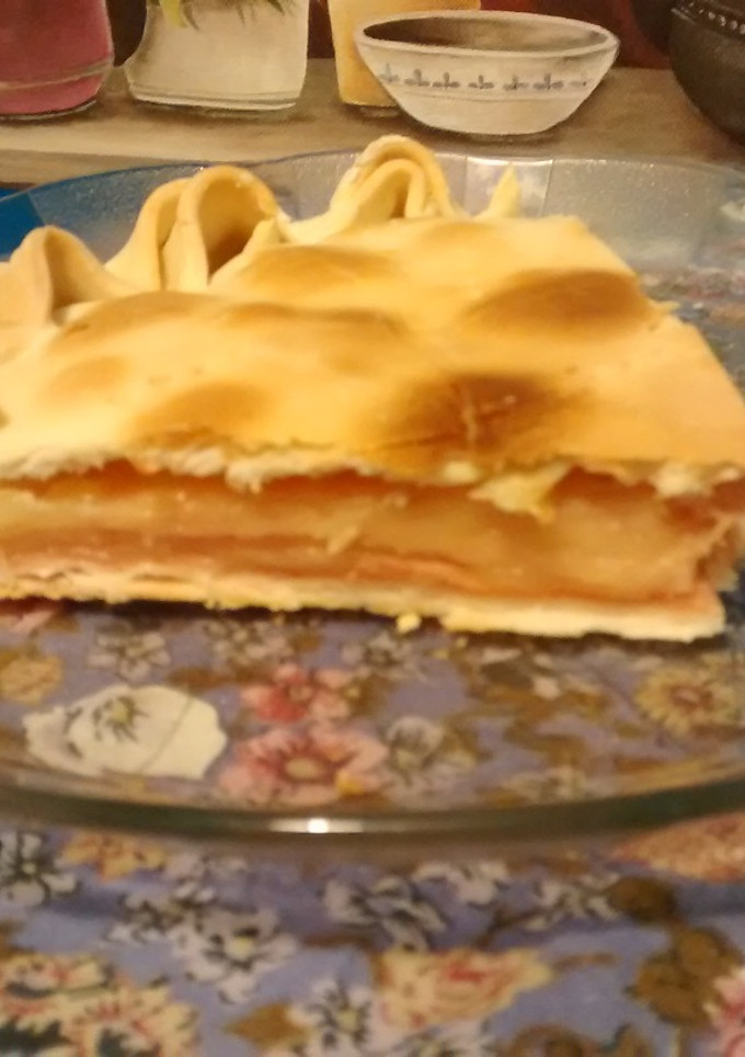 Una foto de Tarta de jamón y queso (fácil y rápida)