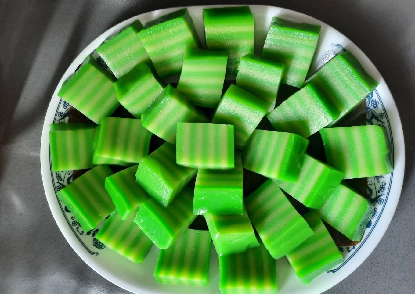 Kue Lapis Tepung Tapioka Anti gagal