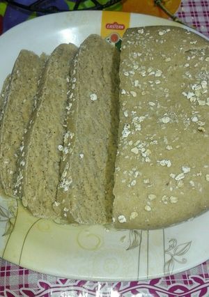 A picture of Whole Wheat Brown 🍞 Bread.