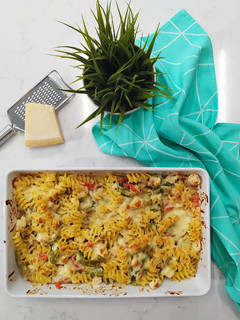 Foto de Massa Gratinada de Frango, Pimentos e Cogumelos
