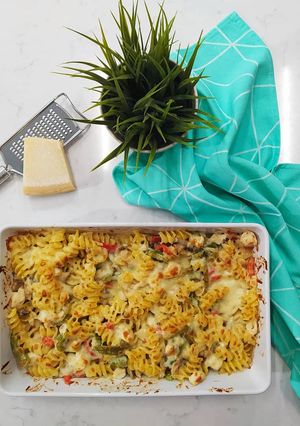 Foto de Massa Gratinada de Frango, Pimentos e Cogumelos