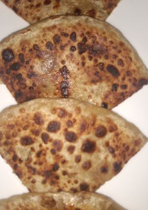 A picture of Black Chana Parantha.