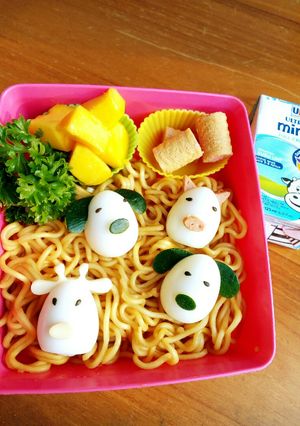 Foto resep Mie atom bulan (Bento)