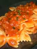 Farfalle à la sauce bolognaise