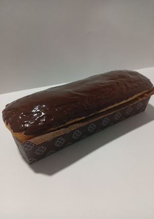 Una foto de Budín de naranja con baño de chocolate súper fácil