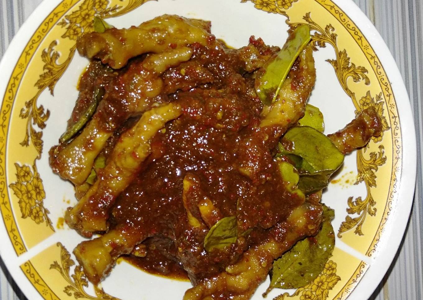 Ceker pedas mercon