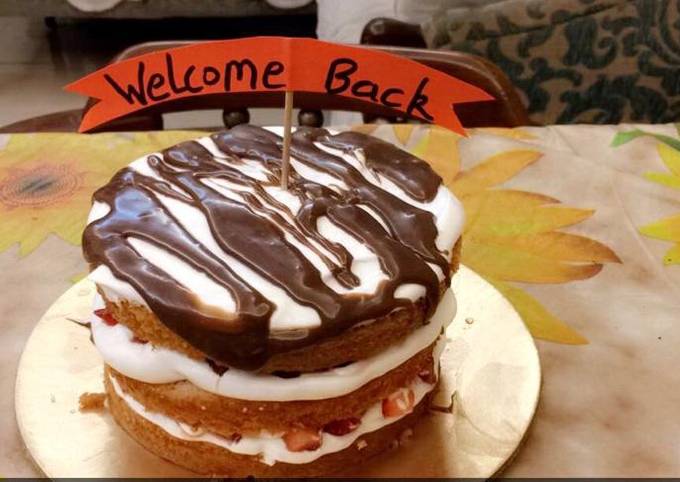 Recipe of Homemade Naked Strawberry Cake