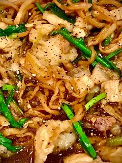 Hình của món Thịt Heo Xào Cải Xá Bấu.