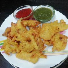 A picture of Onion Pakora.