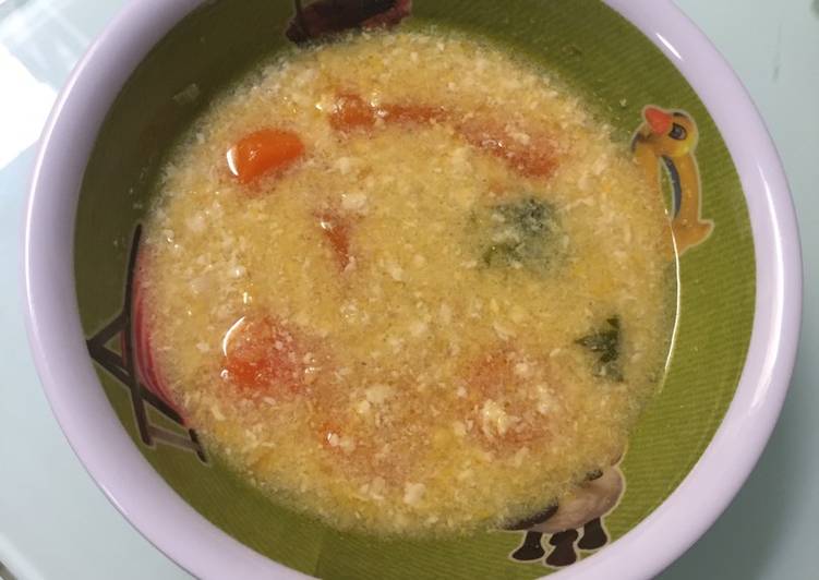 Langkah Mudah untuk Menyiapkan Soup ayam jagung mpasi 1y+, Enak Banget
