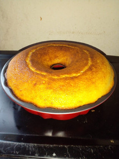 Una foto de Torta de naranja esponjosa