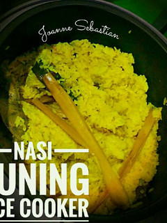 Foto resep Nasi Kuning Rice Cooker
