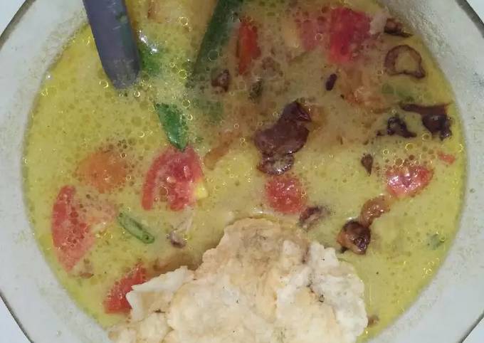 Soto betawi ayam kuah santan susu