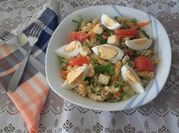 Una foto de ensalada de pasta fria