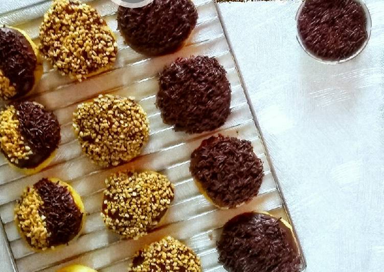 Resep Fluffy Donut Classic Topping/Donat Klasik Anti Gagal