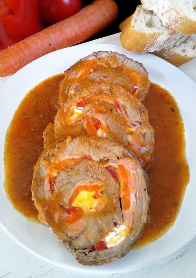 Una foto de Vacío de ternera relleno, receta de mi madre {en olla rápida}